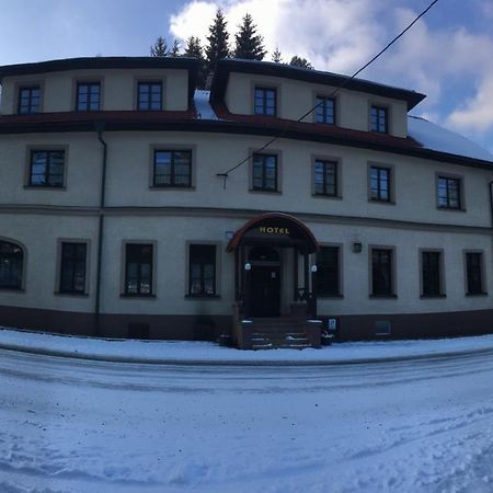 Hotel Salajka Horní Lomná Eksteriør billede